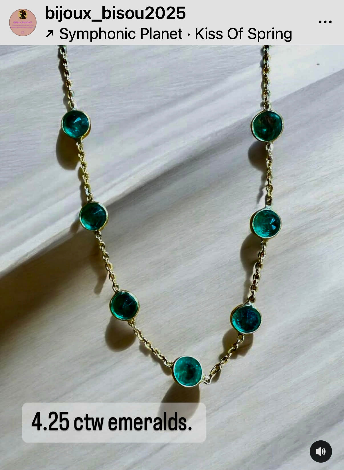 18k yellow gold and emerald 18” necklace